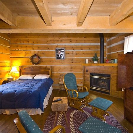 Galena Log Cabin Getaway Exterior photo