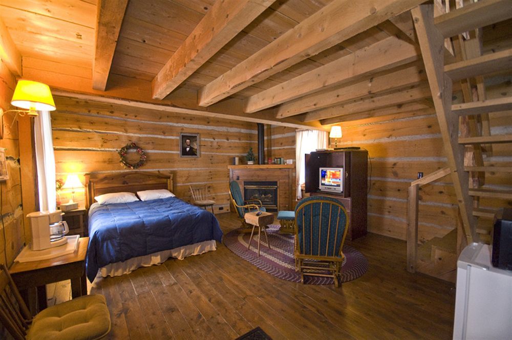 Galena Log Cabin Getaway Exterior photo